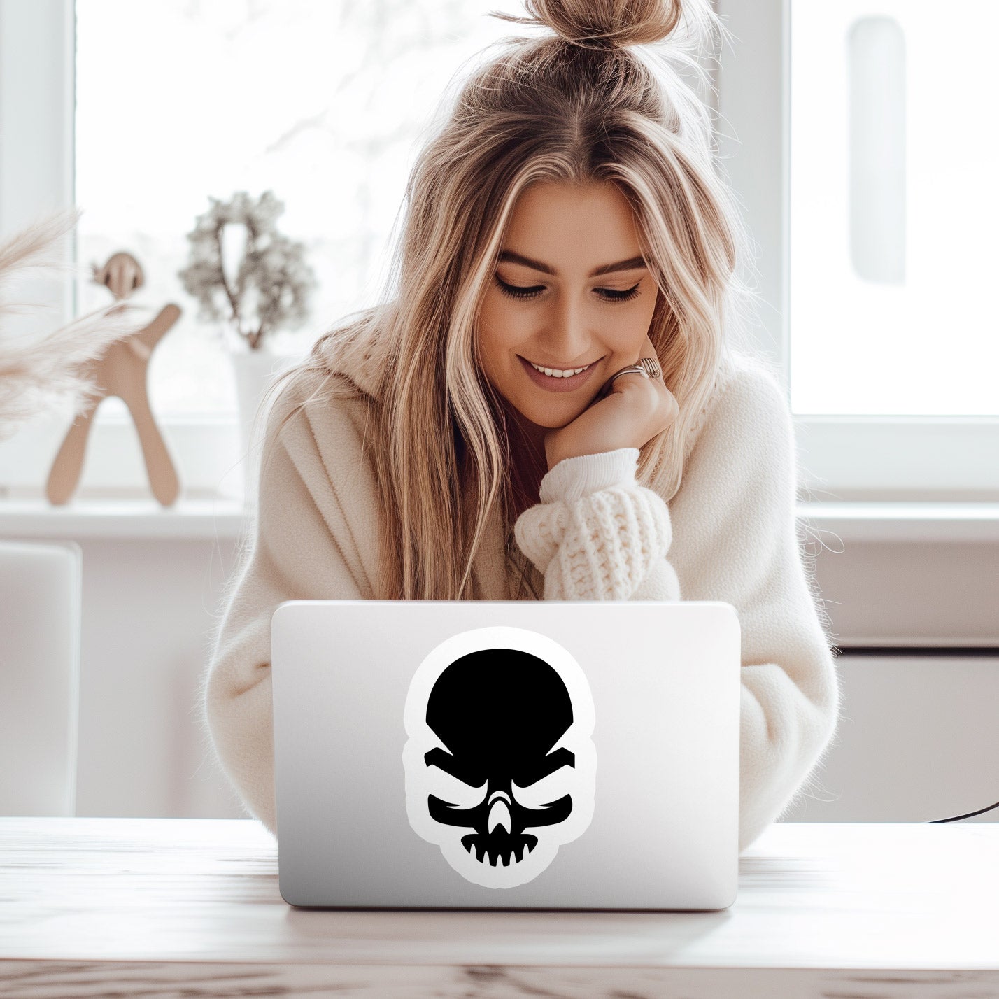 Tribal Skull - Decal